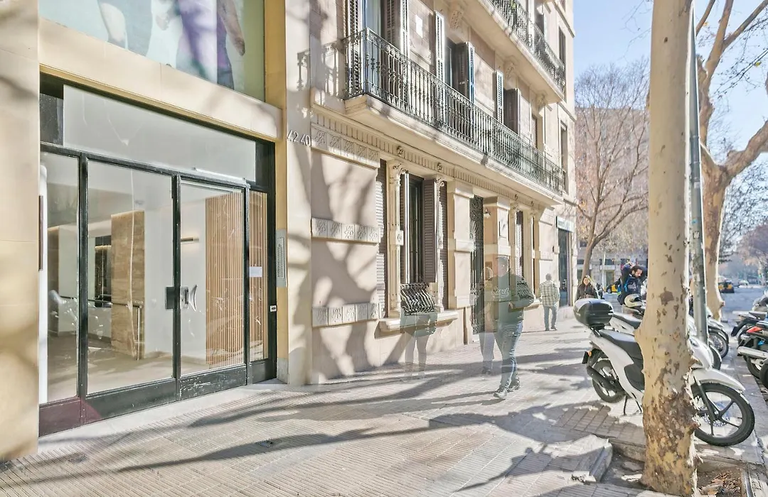 Luxury Muntaner Plaza-1